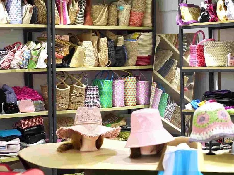 Unité d'Accessoires Compacts