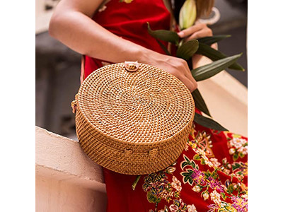 Sac à main en paille pour filles sac artisanal tissé à la main Indonésie isolé plage pour enfants